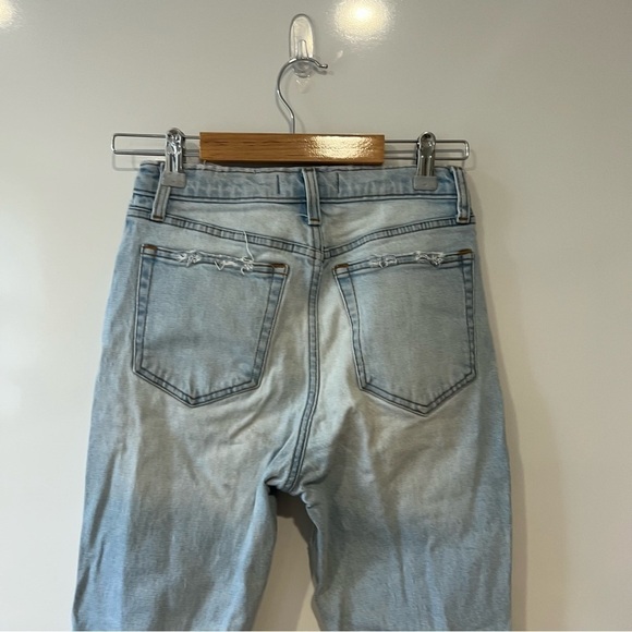 Abercrombie & Fitch High Rise Mom Jean Destroyed Ripped Frayed Hem - Picture 6 of 13